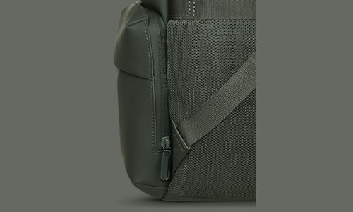 Side pockets