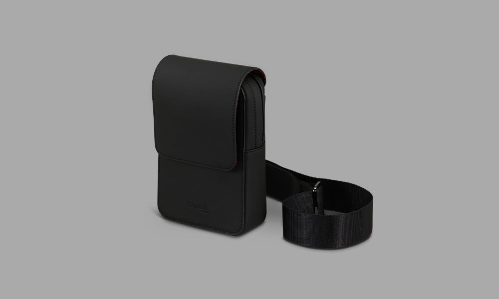 Lost In Berlin Travel case the crossover Black | Lipault France