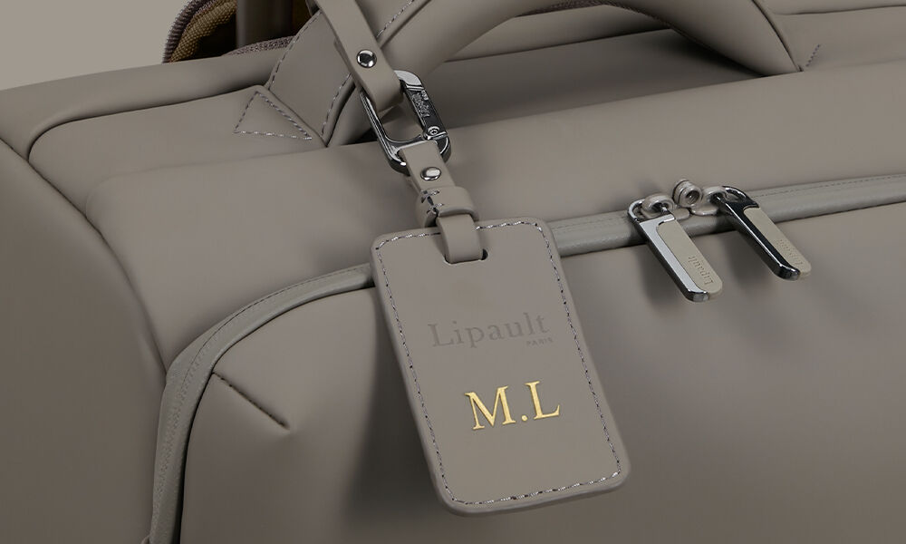Lost In Berlin Exile Duffle with Wheels 72cm Ash Stone | Lipault