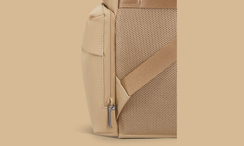 Side pockets