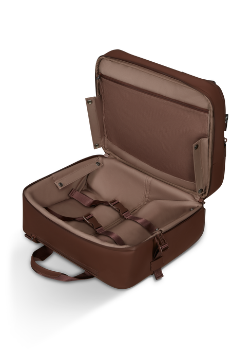 Lost In Berlin Pilot Case 16"