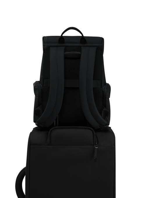【Lipault】Lost in berlin ミニ カーゴ バックパック 15インチ Lost In Berlin Mini Cargo Backpack 15