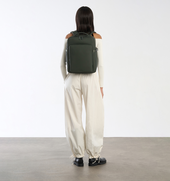 Lost In Berlin Backpack Pro 16"