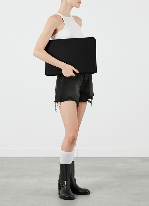 Lipault Lost In Berlin Laptop Sleeve  Noir Lipault Lost In Berlin Laptop Sleeve  Noir