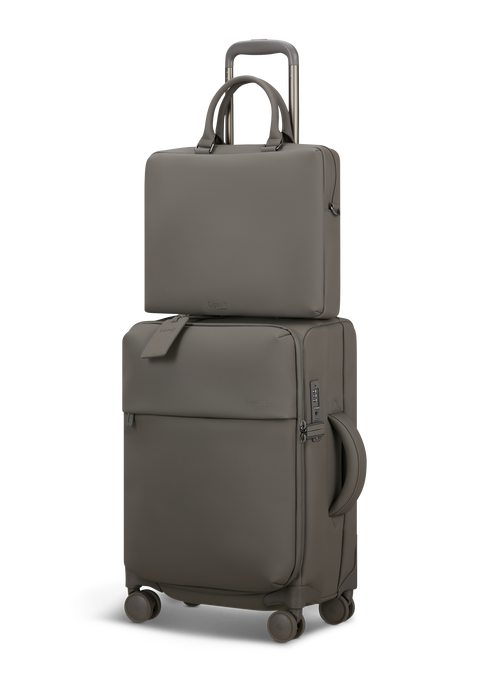 Lost In Berlin Briefcase 15.6"