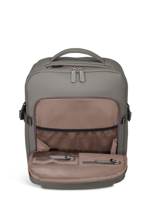 Lost In Berlin Backpack Pro 16"