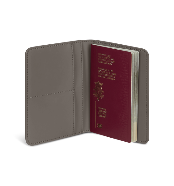 Lost In Berlin Passport cover Lost In Berlin Passport cover