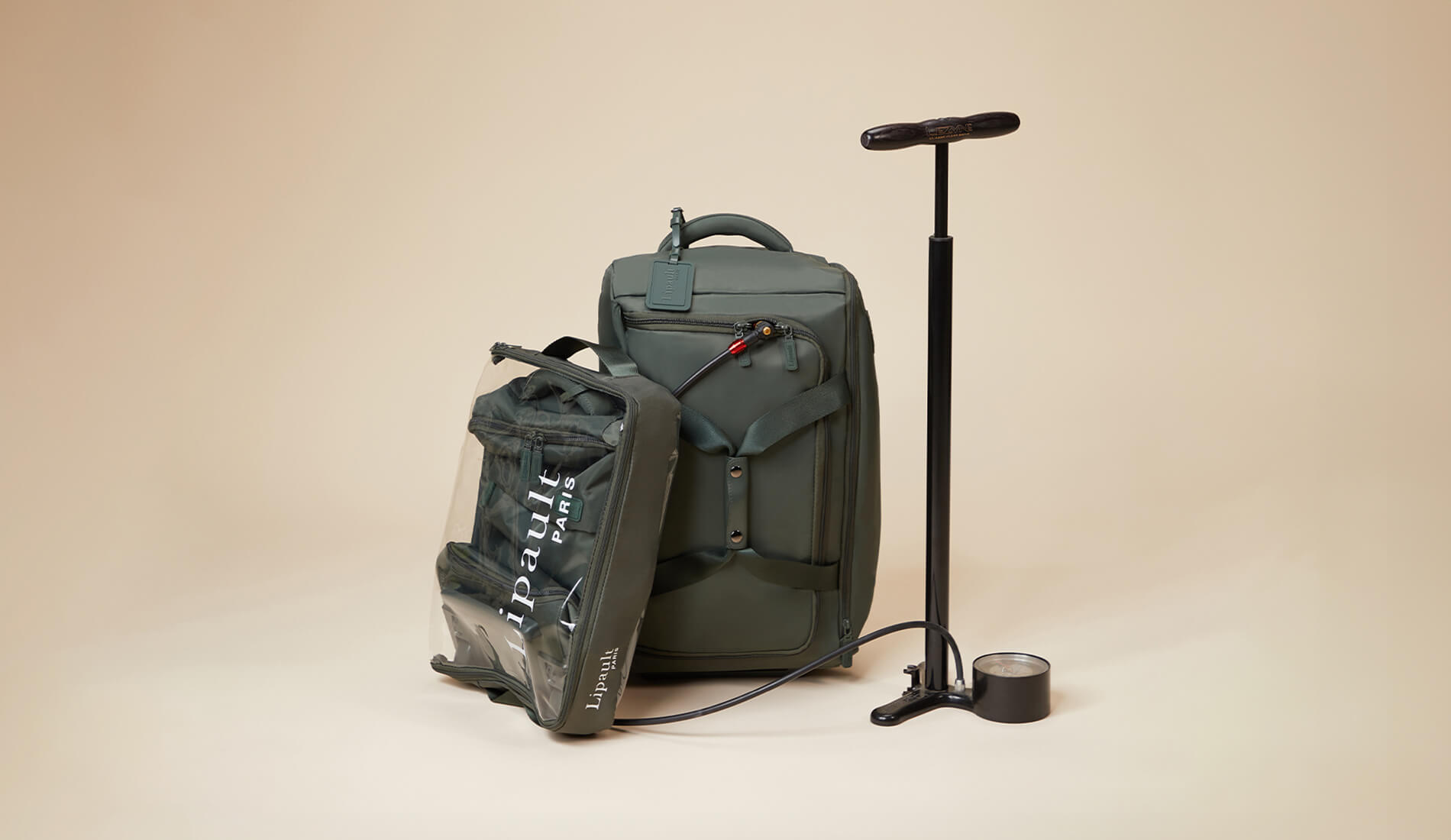 Foldable luggage